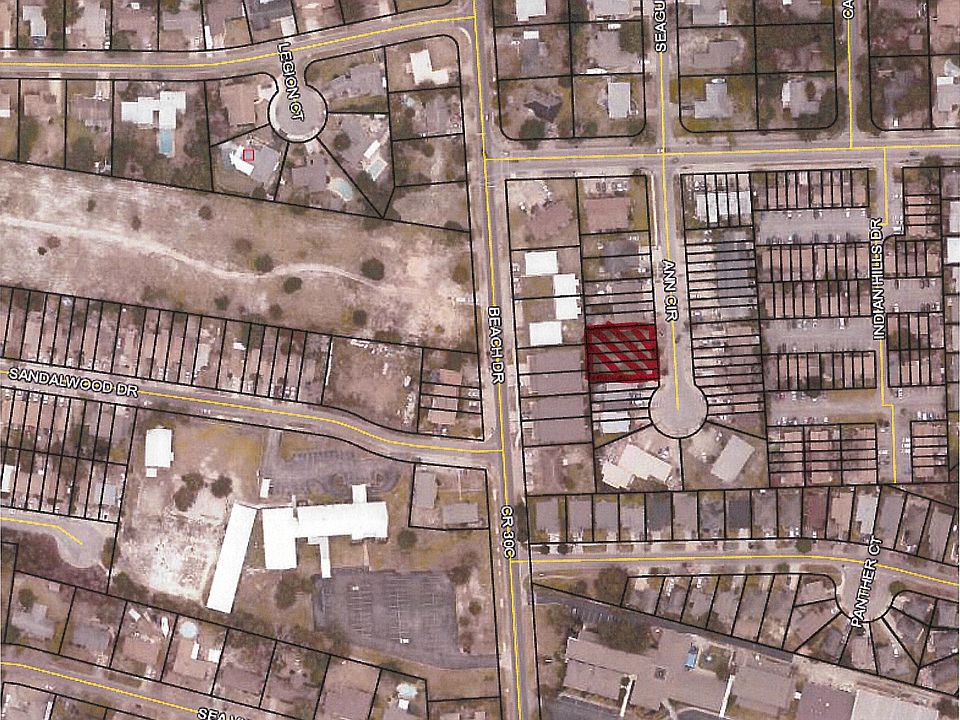 1st image of 207 Ann Cir #7