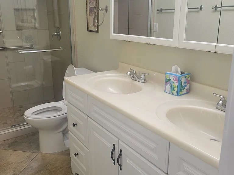 Two sinks in primary bathroom.