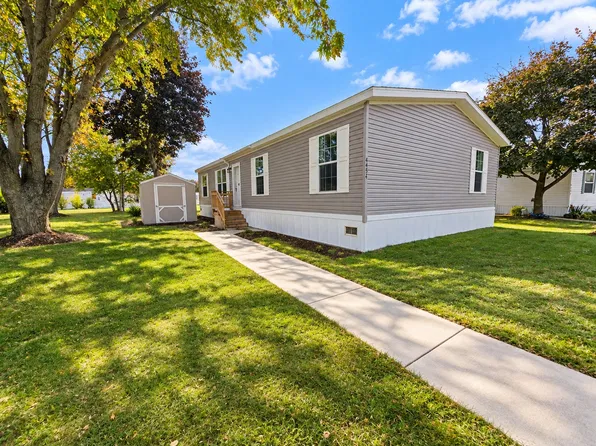 4 Bed 2 Bath Single Section Plan, Sashabaw Meadows