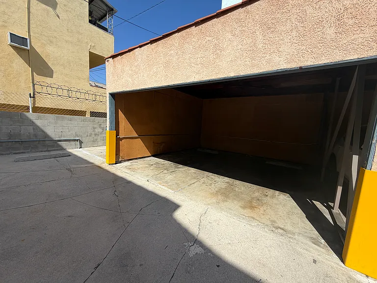 862 S Saint Andrews Pl — Photo 20