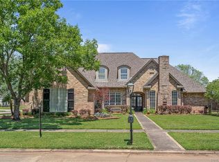 5734 Lake Side Dr, Bossier City, LA 71111
