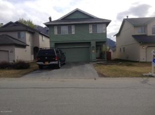 19418 Highland Ridge Dr, Eagle River, AK 99577