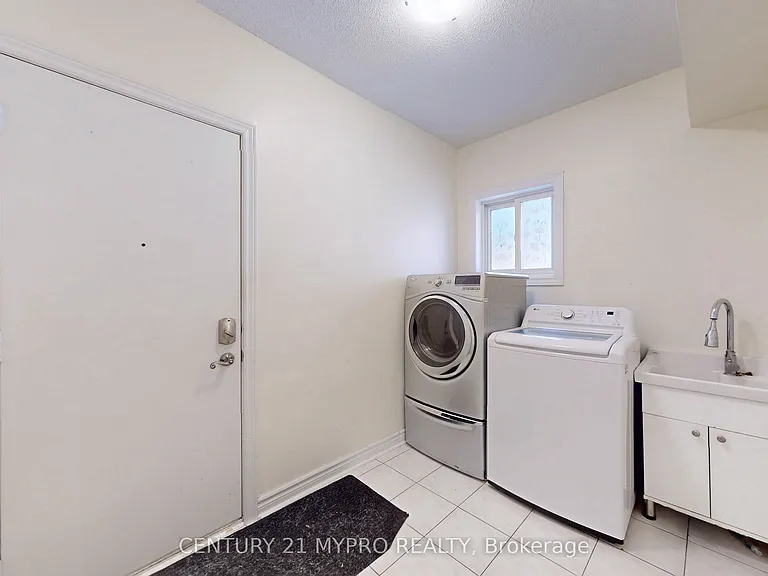 1 Brookwood Dr — Photo 34