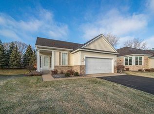1676 Oakbrooke Ct, Eagan, MN 55122