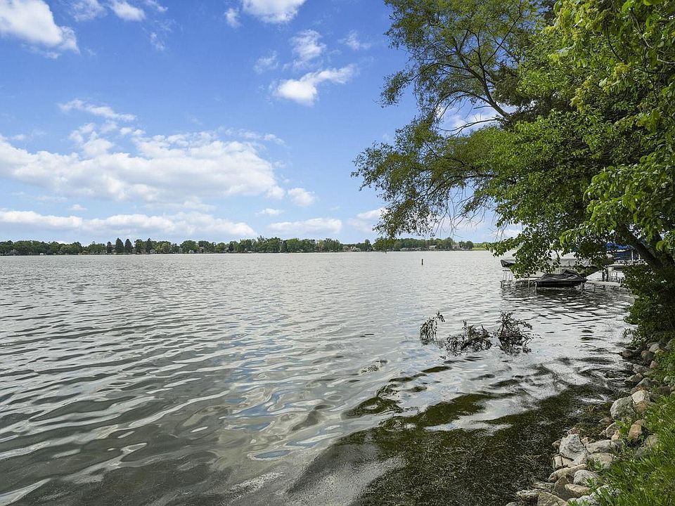 W921 Miramar DRIVE, East Troy, WI 53120 Zillow