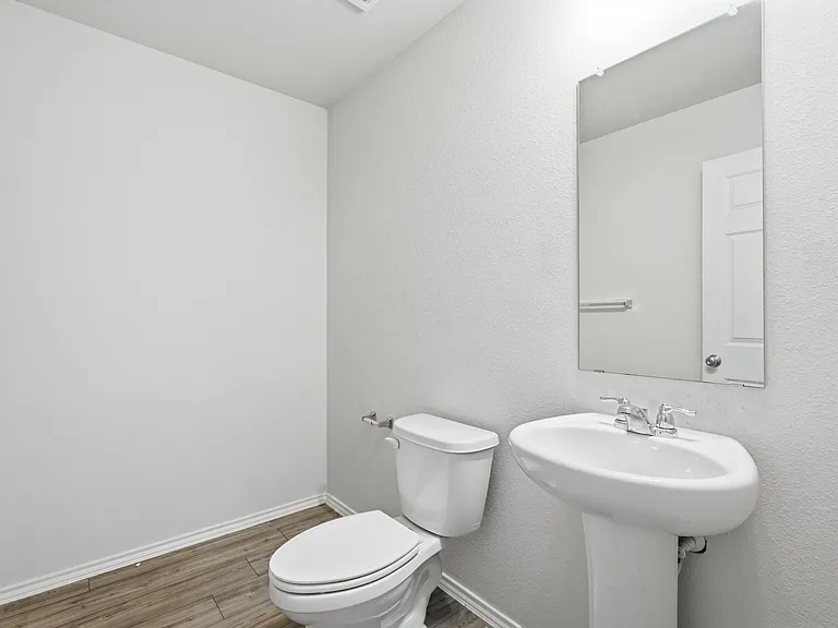 933 Dressage Dr — Photo 16