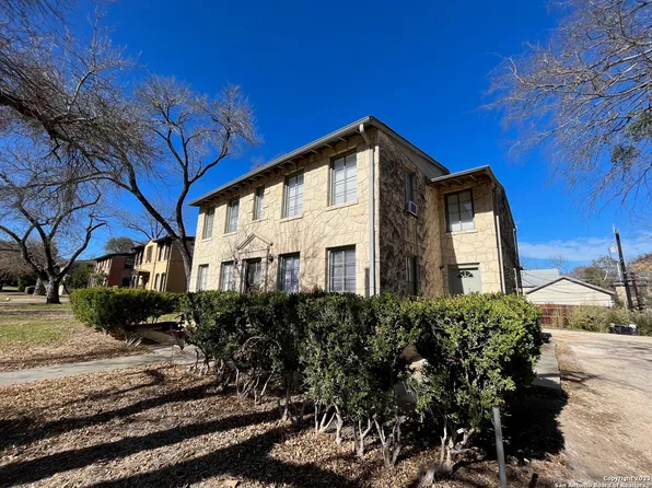 321 E MELROSE DR, Olmos Park, TX 78212