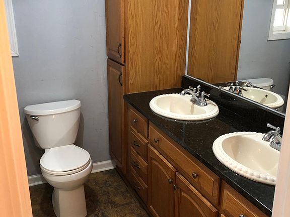 4th image of 2896 Reservation Rd
