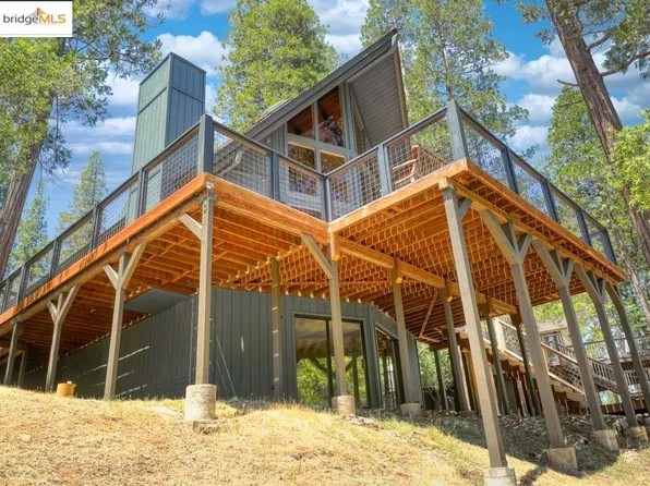20224 Lower Skyridge Dr, Groveland, CA 95321