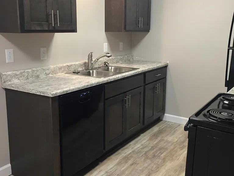 4 Jennifer Dr — Photo 4