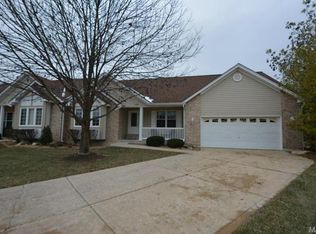 135 Dardenne Landing Ct, Dardenne Prairie, MO 63368