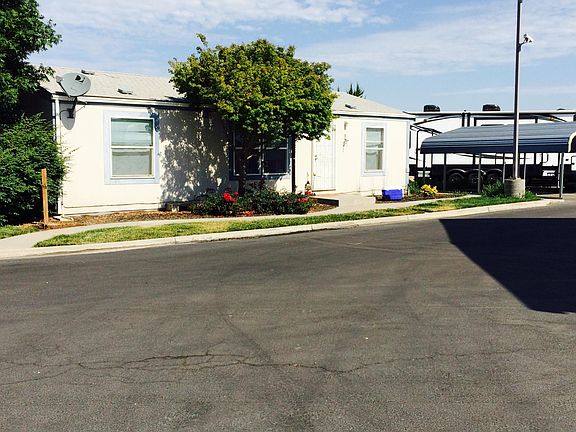3rd image of 1836 Ackley Cir