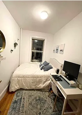 Rented by LJ Sloane Management | media 30