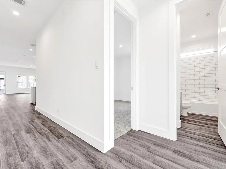 153 Aurora Springs Dr — Photo 8