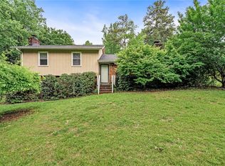 130 Mount Olivet Dr, Six Mile, SC 29682