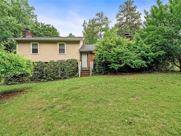 130 Mount Olivet Dr, Six Mile, SC 29682