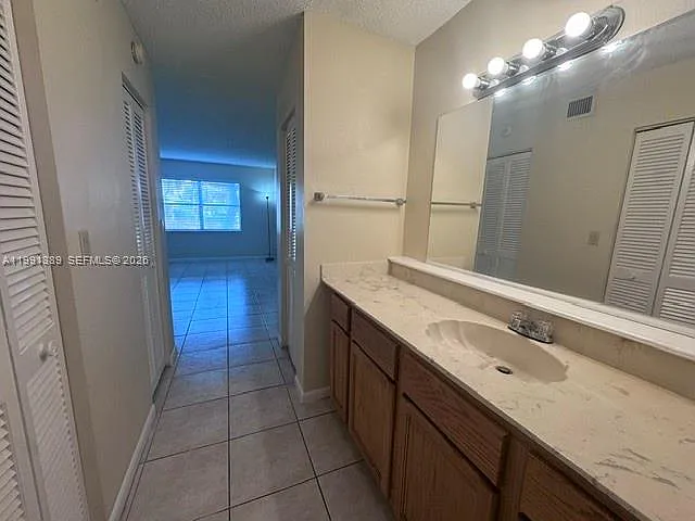 6361 N Falls Circle Dr #106 — Photo 10