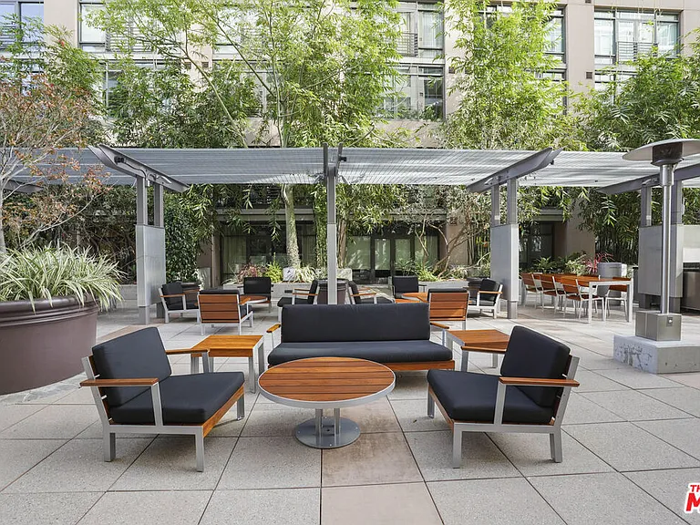 1100 Hope St #Penthouse 205 — Photo 43