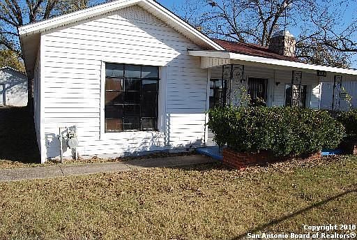 2nd image of 1706 Pecan Valley Dr