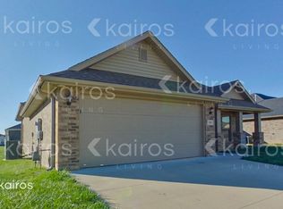 309 Pin Oak St, Gentry, AR 72734