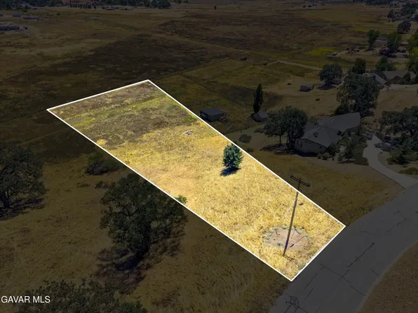 23760 Dart Dr, Tehachapi, CA 93561