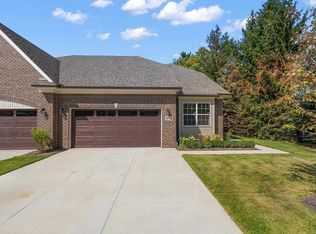 40703 Azalea Dr, Clinton Township, MI