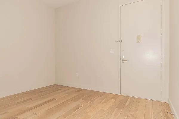 Rented by Corcoran | media 60