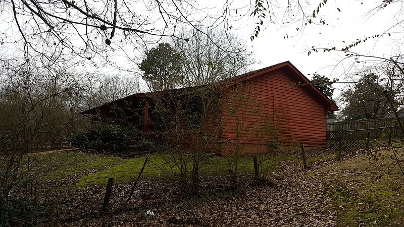 2nd image of 159 Lakeside Dr