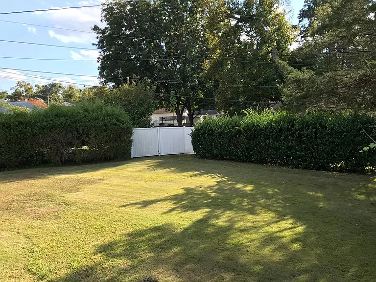 2702 Crockett Dr — Photo 49