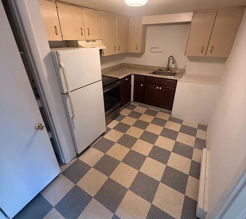 1st image of 50 E Main St #9