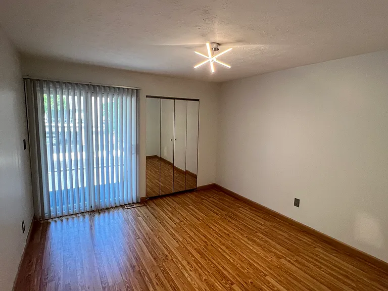 610 Dade Ln #610 — Photo 11