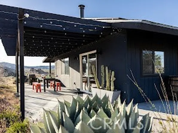 5696 Lariat Trl, Pioneertown, CA 92268