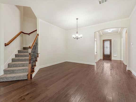 3rd image of 10305 Georgetown Pl
