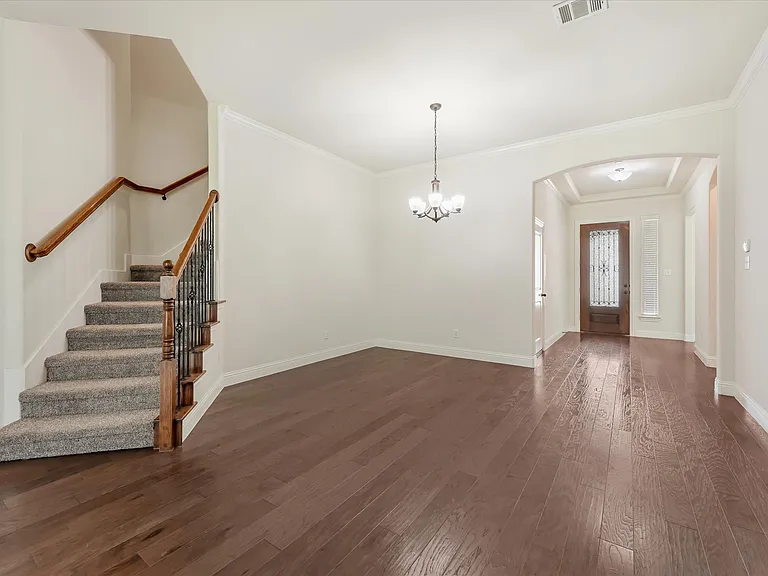 10305 Georgetown Pl — Photo 3