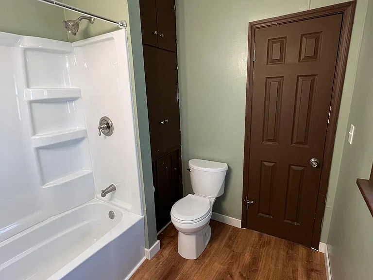 710 N Madison St — Photo 11
