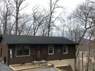 1324 Cherokee Trl, Covington, VA 24426