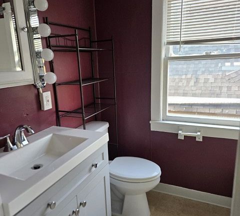 3rd image of 255 Ashland Ave #3