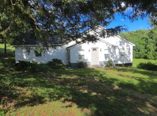 685 Field Creek Rd, Mammoth Spring, AR 72554