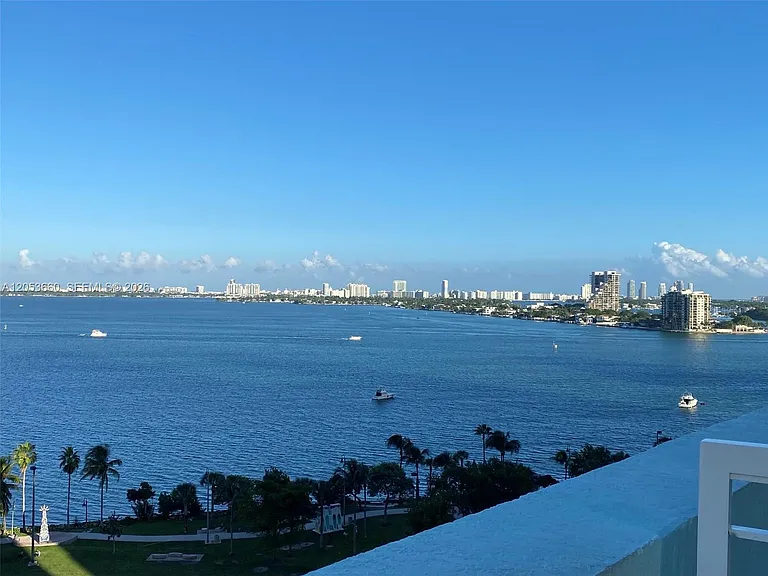 1900 N Bayshore Dr #3807 — Photo 24