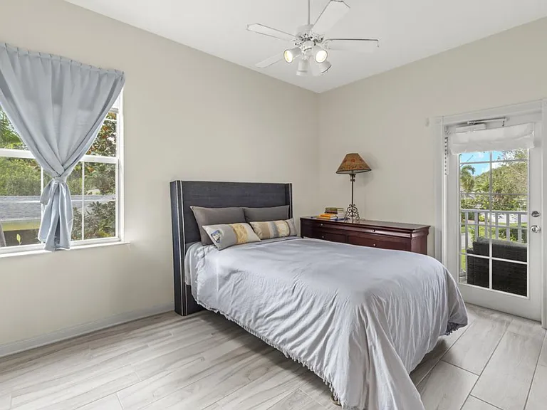 106 Bonaire Ln — Photo 6