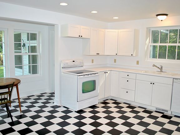 Kitchen Stove