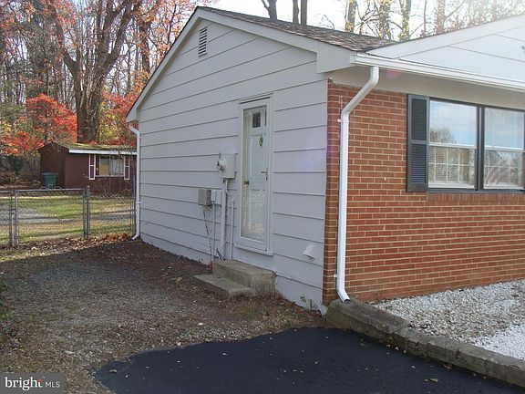 3rd image of 4115 Hoffman Dr
