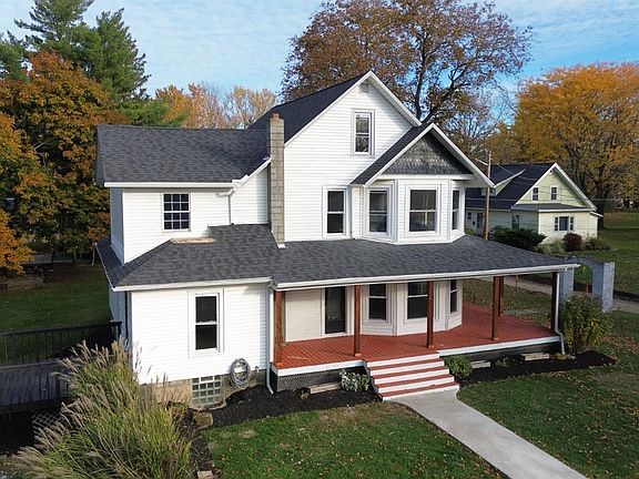 3rd image of 163 Coleman Ct