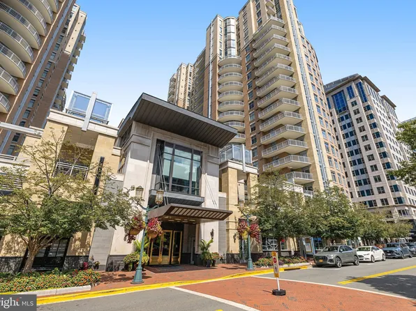 11990 Market St Unit 907, Reston, VA 20190