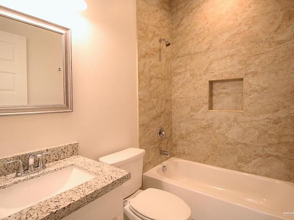 5th image of 506 Teague Ave APT 4