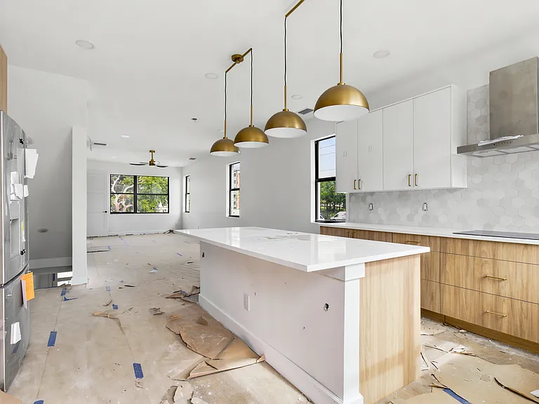 375 13th St N #1 — Photo 22