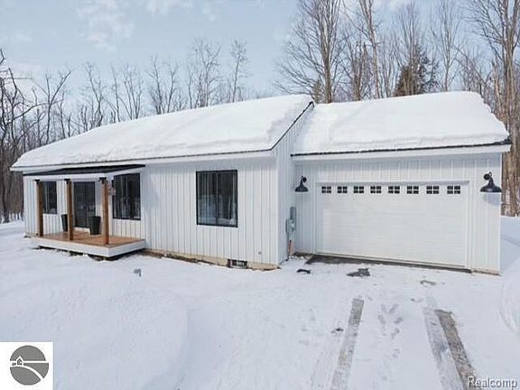 5th image of 4037 S Pleasantview Rd