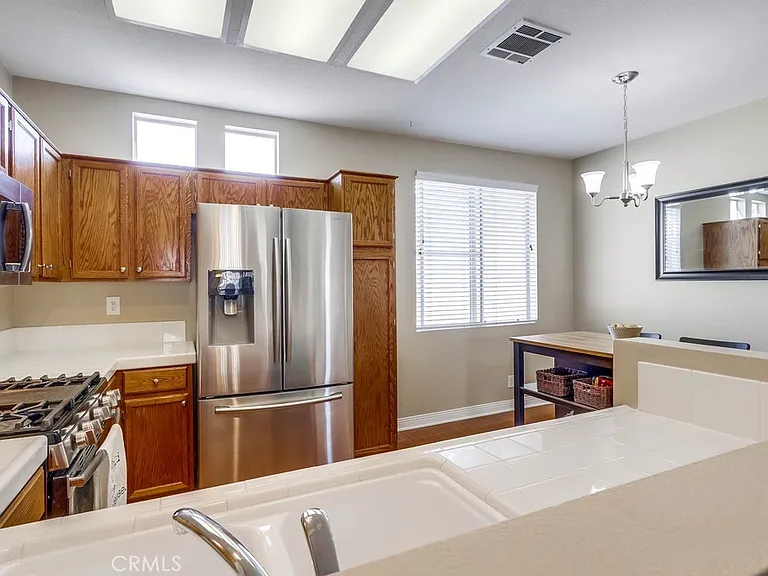 54 Santa Barbara Ct — Photo 13