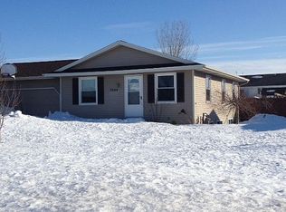 3244 Cornerstone Ln, Holland, MI 49424