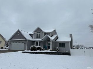 204 Evergreen Dr, Plymouth, IN 46563